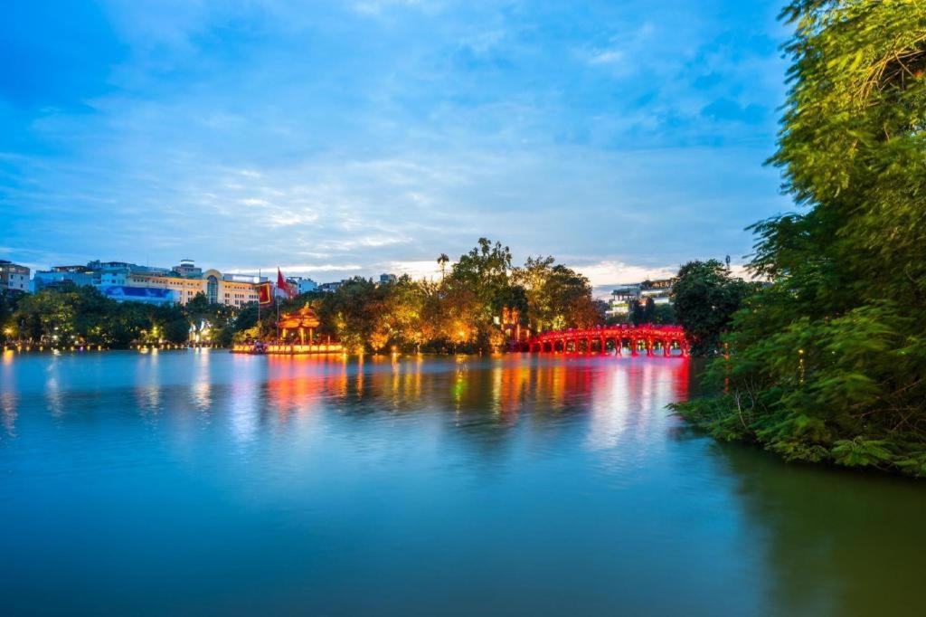 Cwd Hotel Hanoi Exterior foto