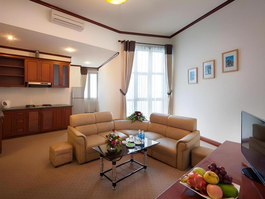 Cwd Hotel Hanoi Exterior foto