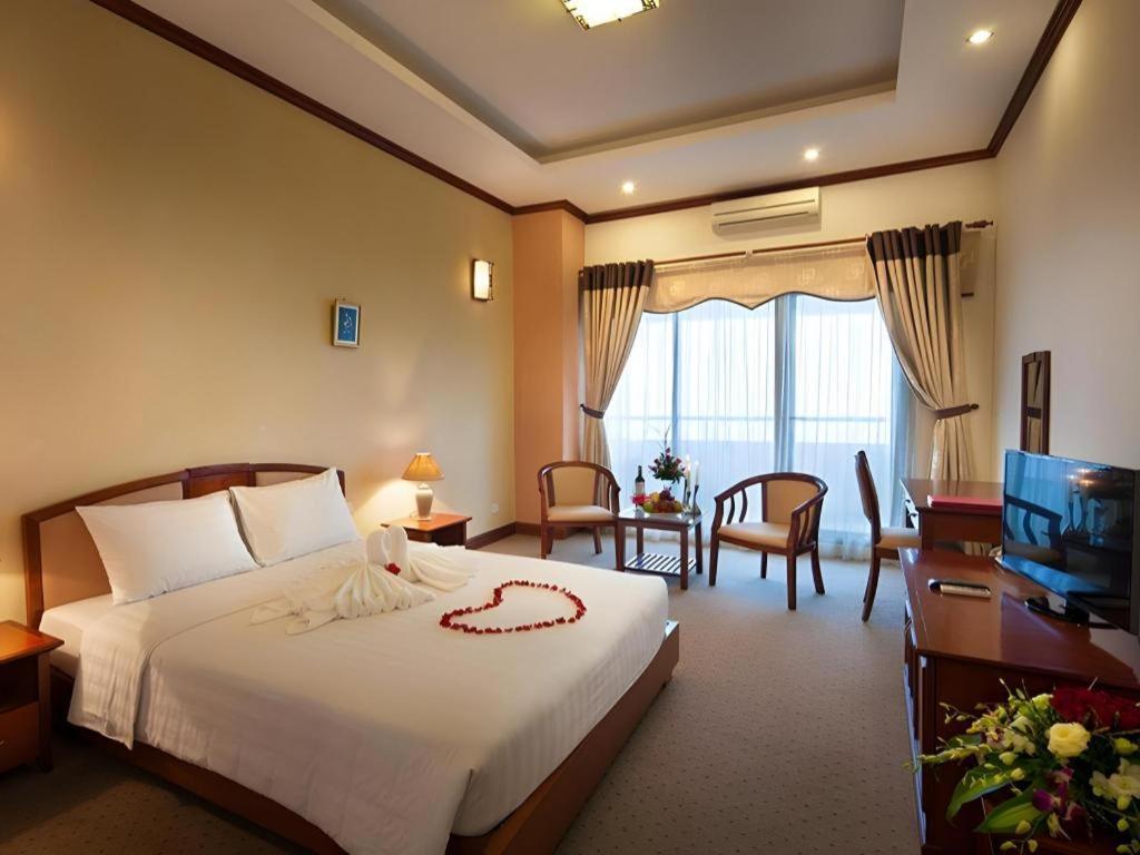 Cwd Hotel Hanoi Exterior foto
