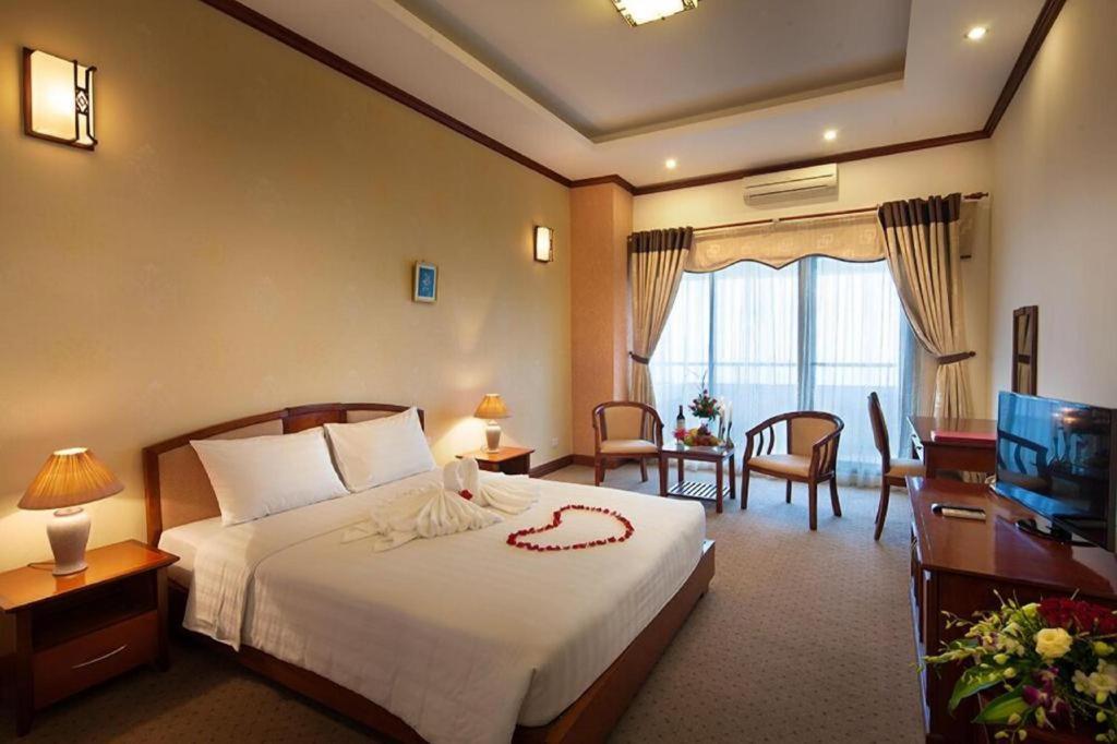 Cwd Hotel Hanoi Exterior foto
