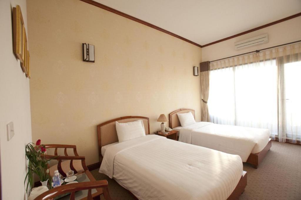 Cwd Hotel Hanoi Exterior foto